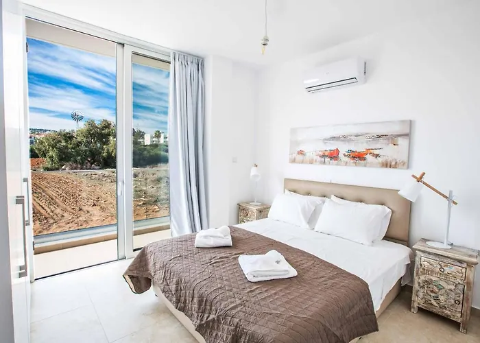 Olivine Pearl Ol20 Protaras